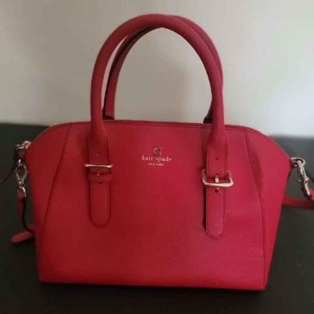 Red Kate spade used but like new handbag - Picture 2 of 7